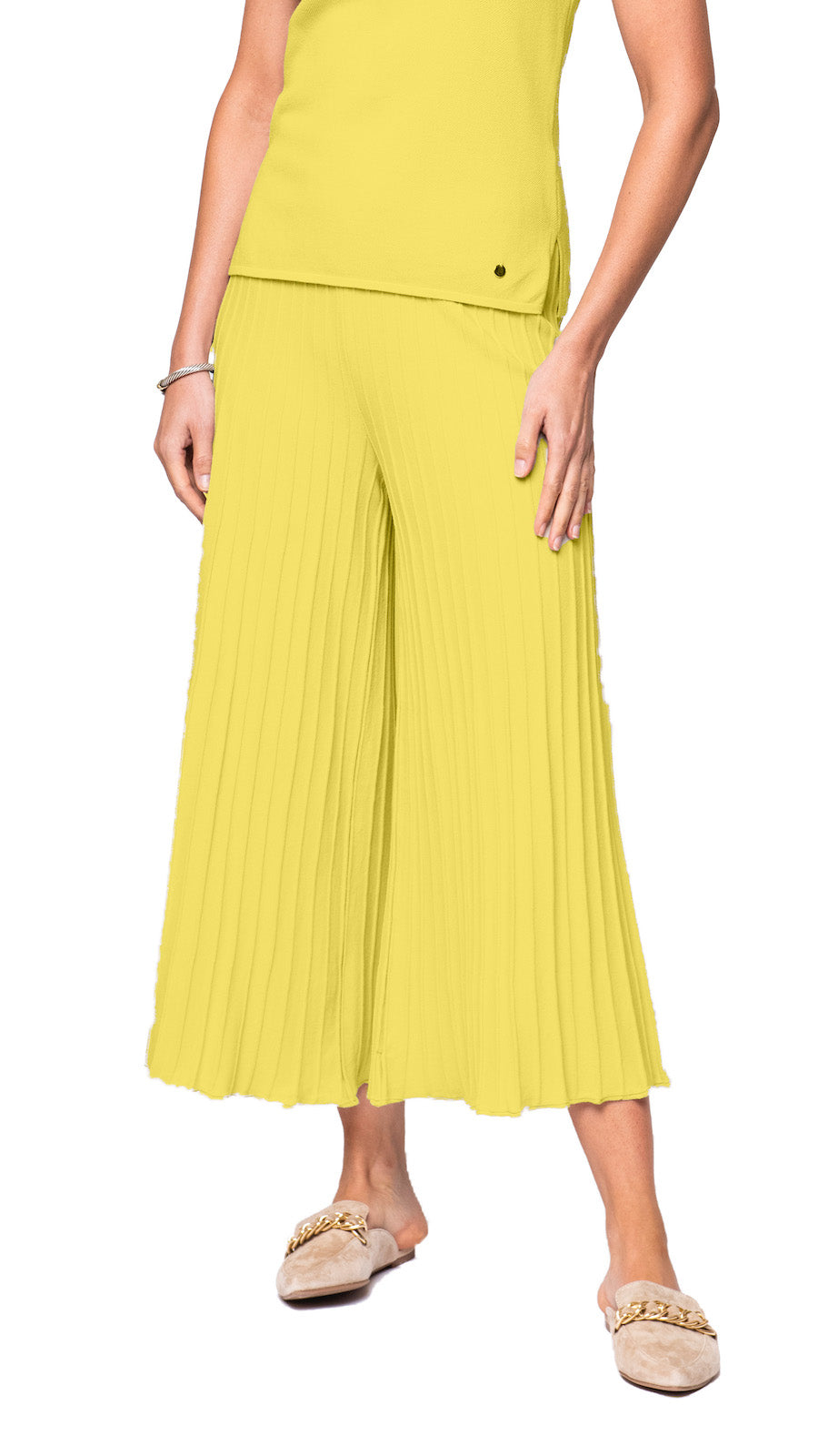 Giuliana Plisse-Look Cropped Wide Leg Pants; Lemon